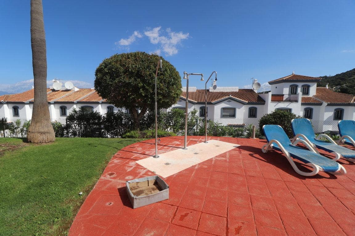 Piso de 2 habitaciones en Alhaurín Golf en alquiler con piscina garaje - 1.200 € (Ref: 9787570)
