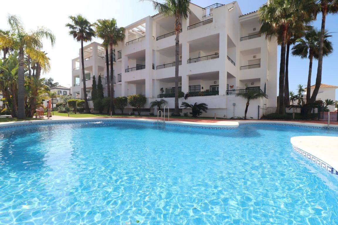 Piso de 2 habitaciones en Alhaurín Golf en alquiler con piscina garaje - 1.200 € (Ref: 9787570)