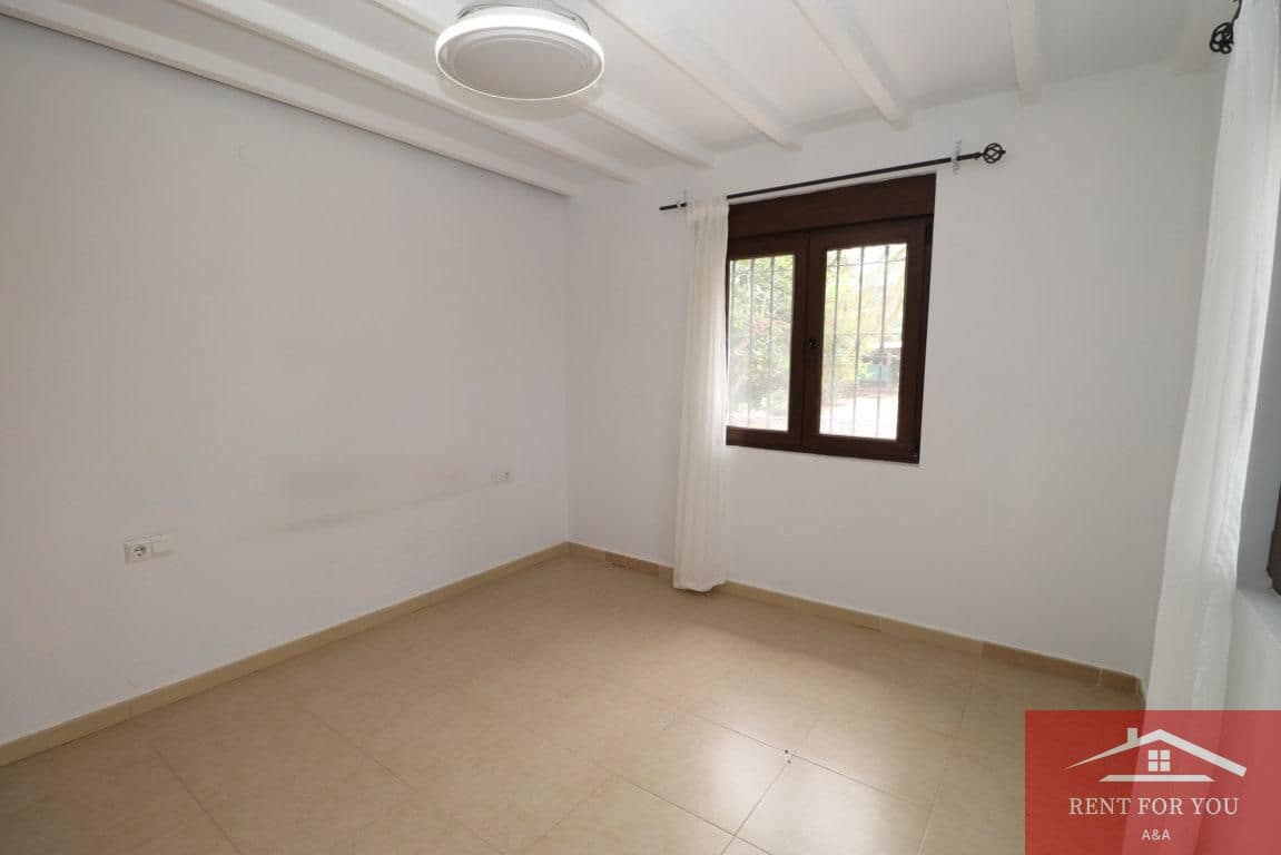 3 sypialnia Willa do wynajęcia w Alhaurin de la Torre z basenem garażem - 1 800 € (Ref: 9793369)