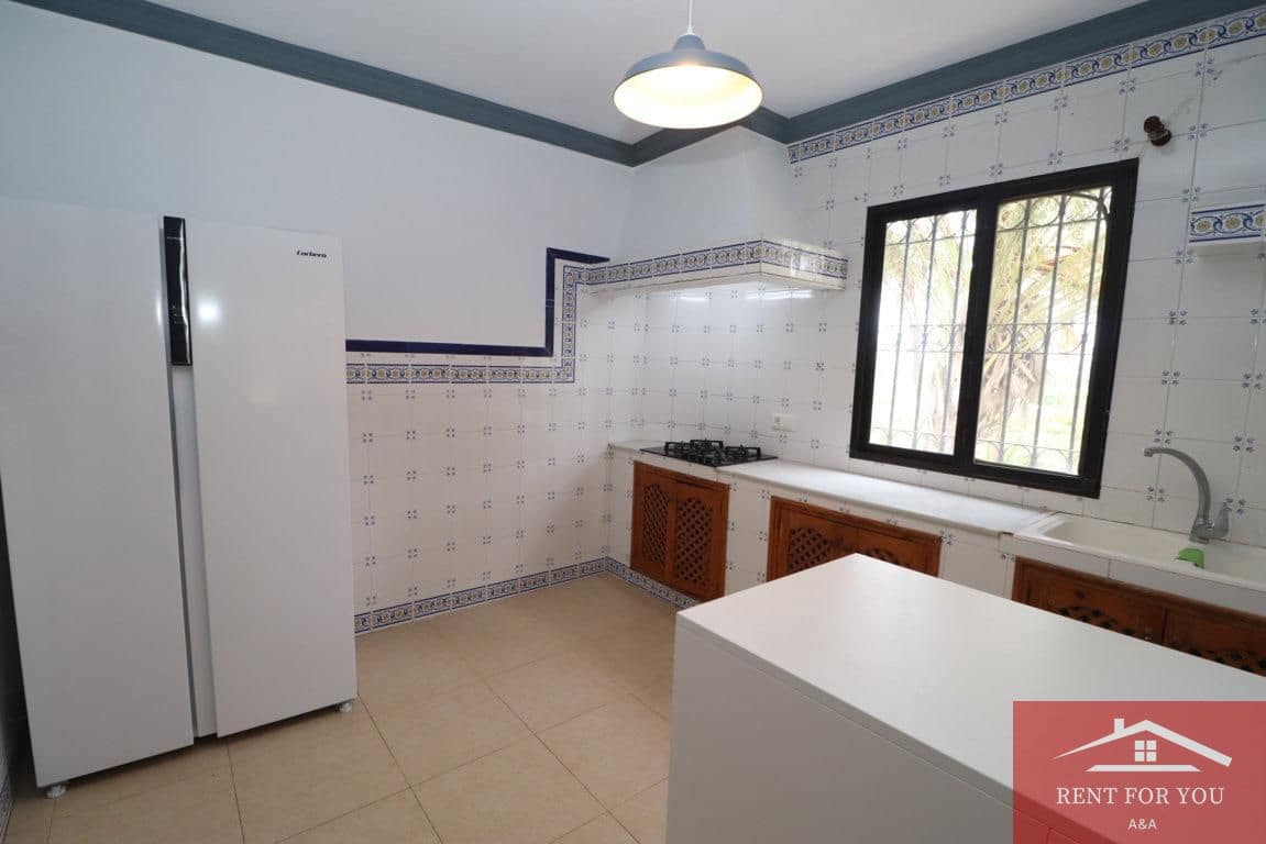 3 sypialnia Willa do wynajęcia w Alhaurin de la Torre z basenem garażem - 1 800 € (Ref: 9793369)