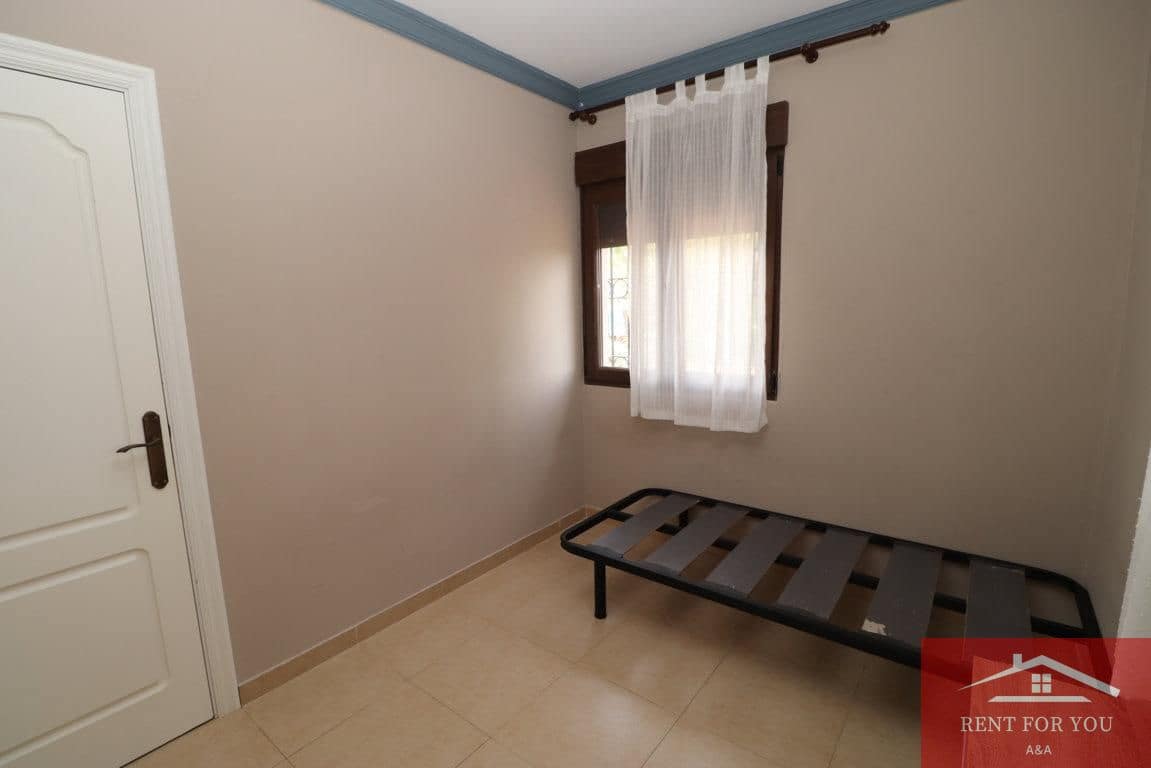 3 sypialnia Willa do wynajęcia w Alhaurin de la Torre z basenem garażem - 1 800 € (Ref: 9793369)