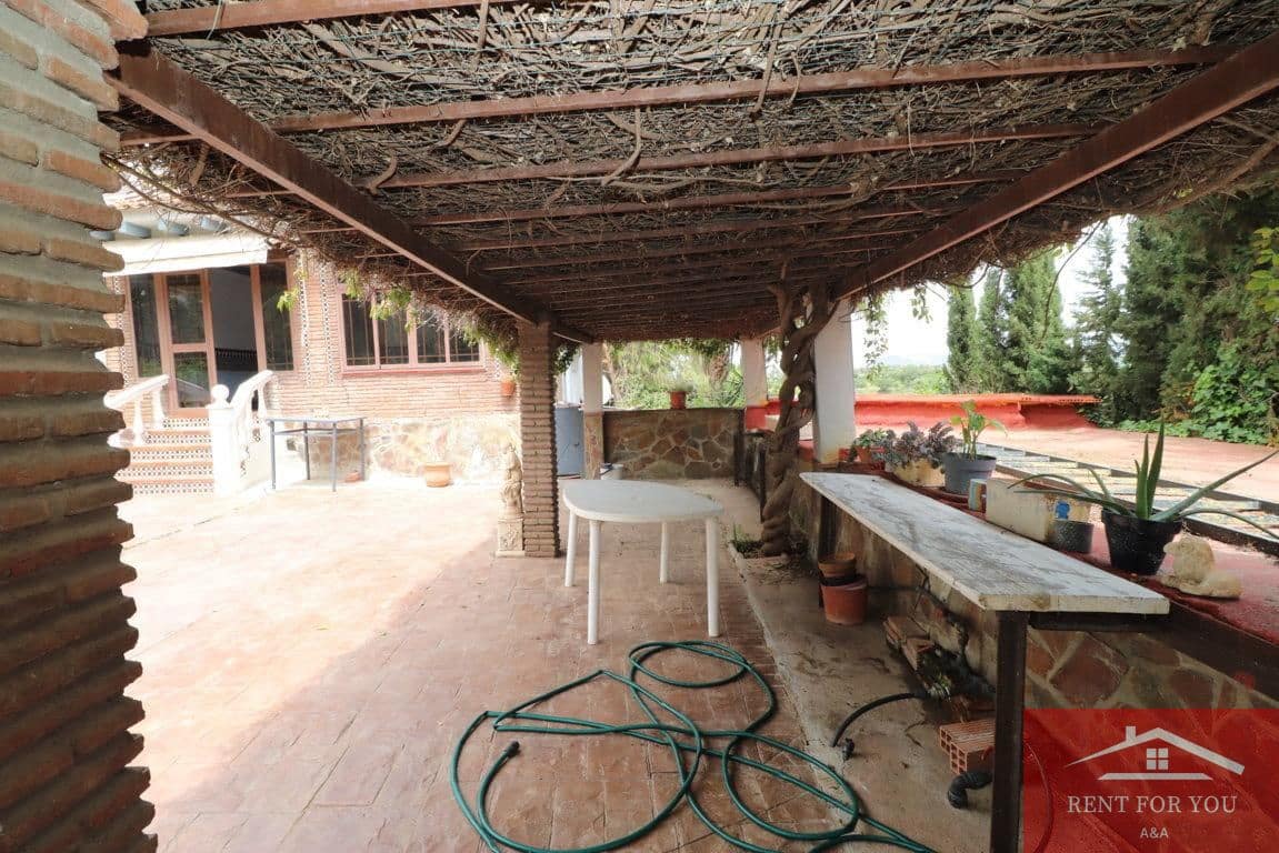 3 sypialnia Willa do wynajęcia w Alhaurin de la Torre z basenem garażem - 1 800 € (Ref: 9793369)