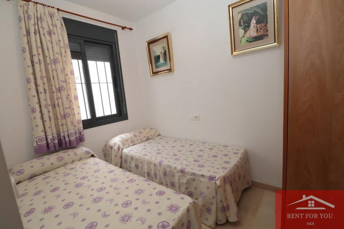 3 slaapkamer Flat te koop in Guaro met garage - € 165.000 (Ref: 9800945)