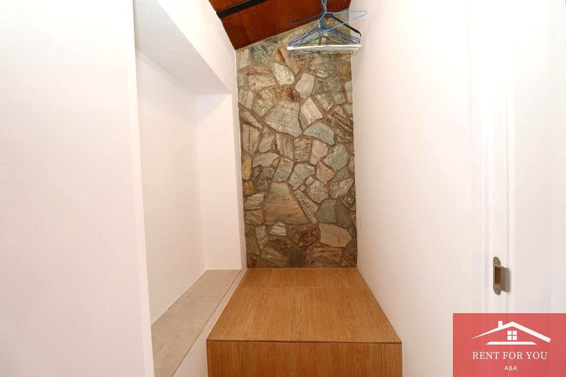 Chalet de 1 habitación en Alhambra en alquiler con garaje - 850 € (Ref: 9812630)