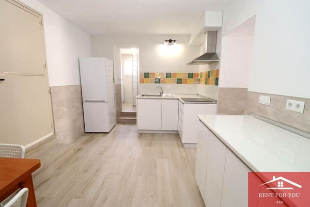 Chalet de 1 habitación en Alhambra en alquiler con garaje - 850 € (Ref: 9812630)