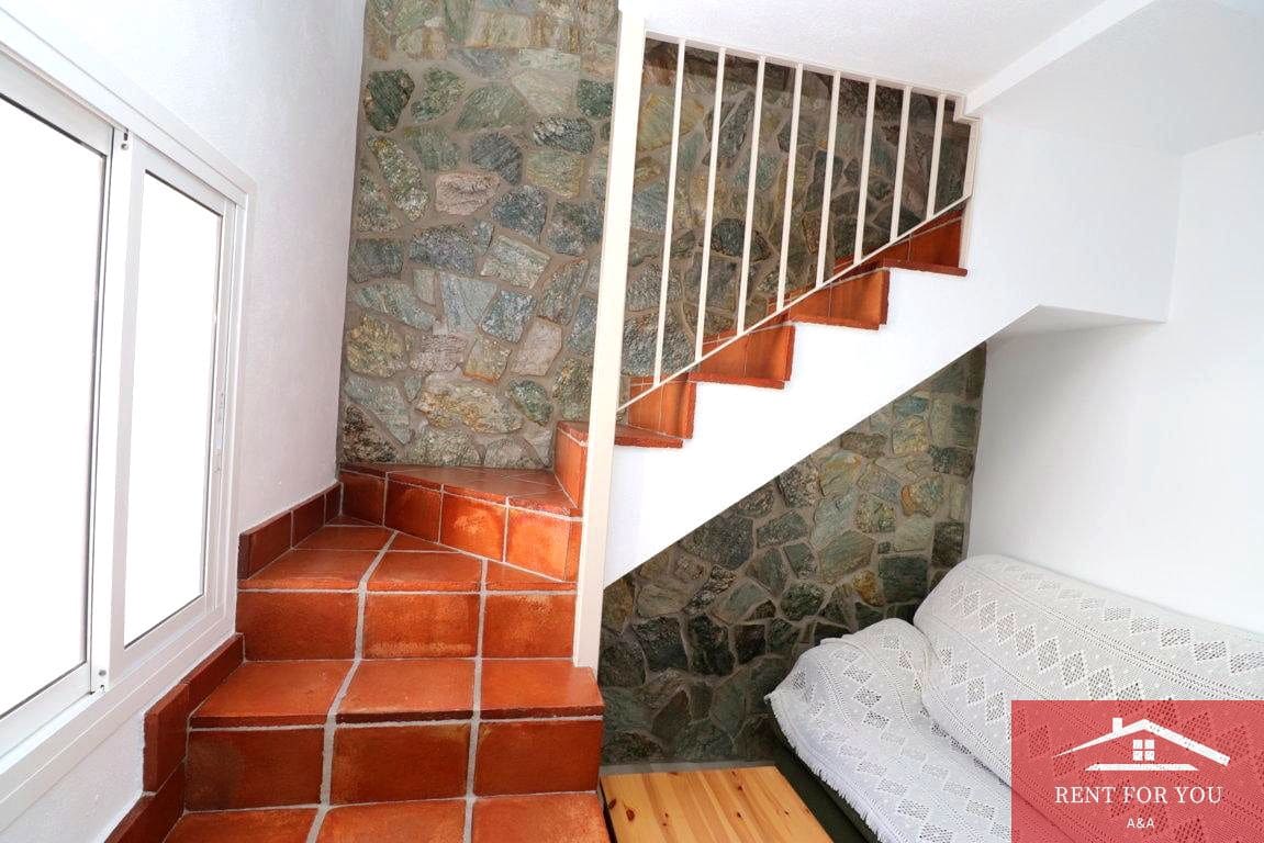 Chalet de 1 habitación en Alhambra en alquiler con garaje - 850 € (Ref: 9812630)