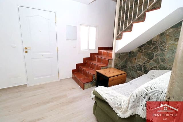 Chalet de 1 habitación en Alhambra en alquiler con garaje - 850 € (Ref: 9812630)