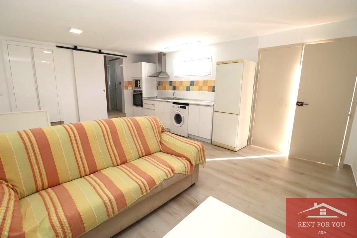 Appartement à louer à Alhaurin el Grande avec garage - 650 € (Ref: 9812631)
