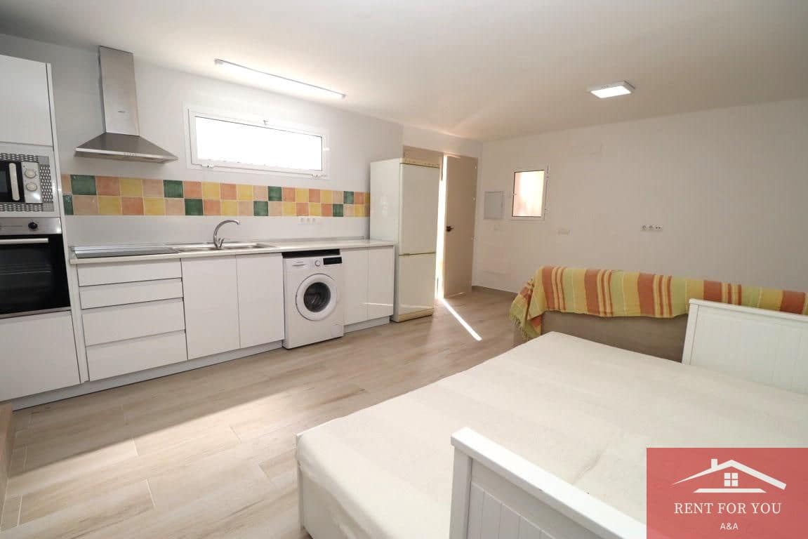 Appartement à louer à Alhaurin el Grande avec garage - 650 € (Ref: 9812631)