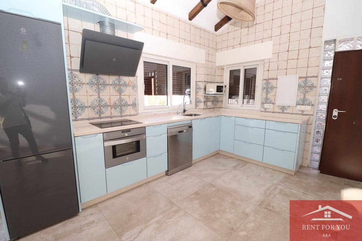 3 slaapkamer Villa te huur in Coin met zwembad garage - € 1.800 (Ref: 9816816)