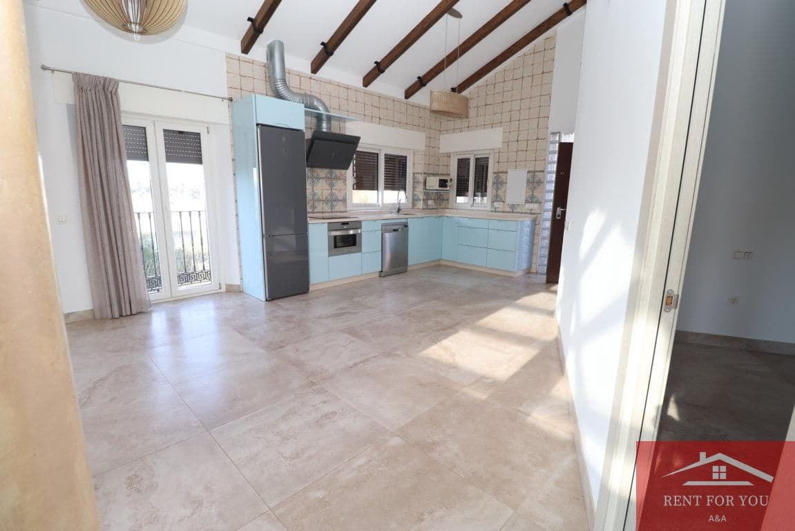 3 slaapkamer Villa te huur in Coin met zwembad garage - € 1.800 (Ref: 9816816)