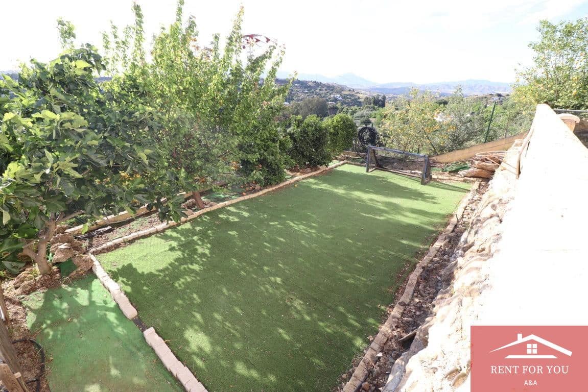 3 slaapkamer Villa te huur in Coin met zwembad garage - € 1.800 (Ref: 9816816)