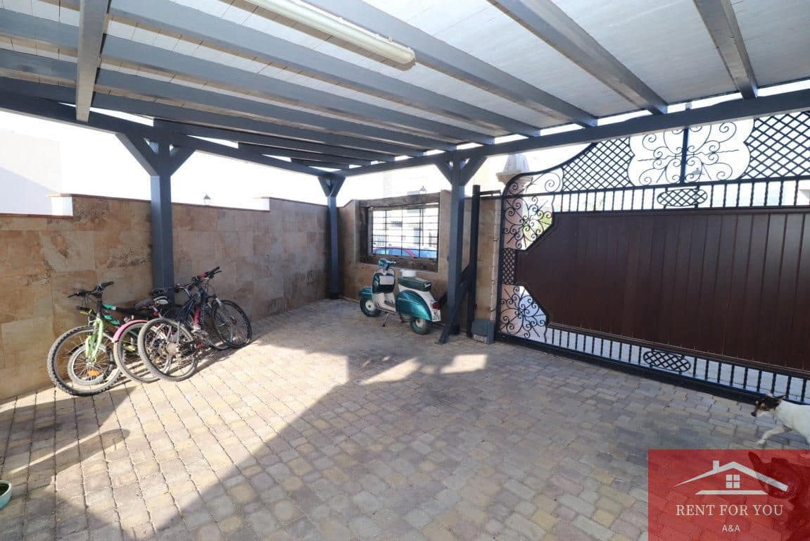 3 slaapkamer Villa te huur in Coin met zwembad garage - € 1.800 (Ref: 9816816)