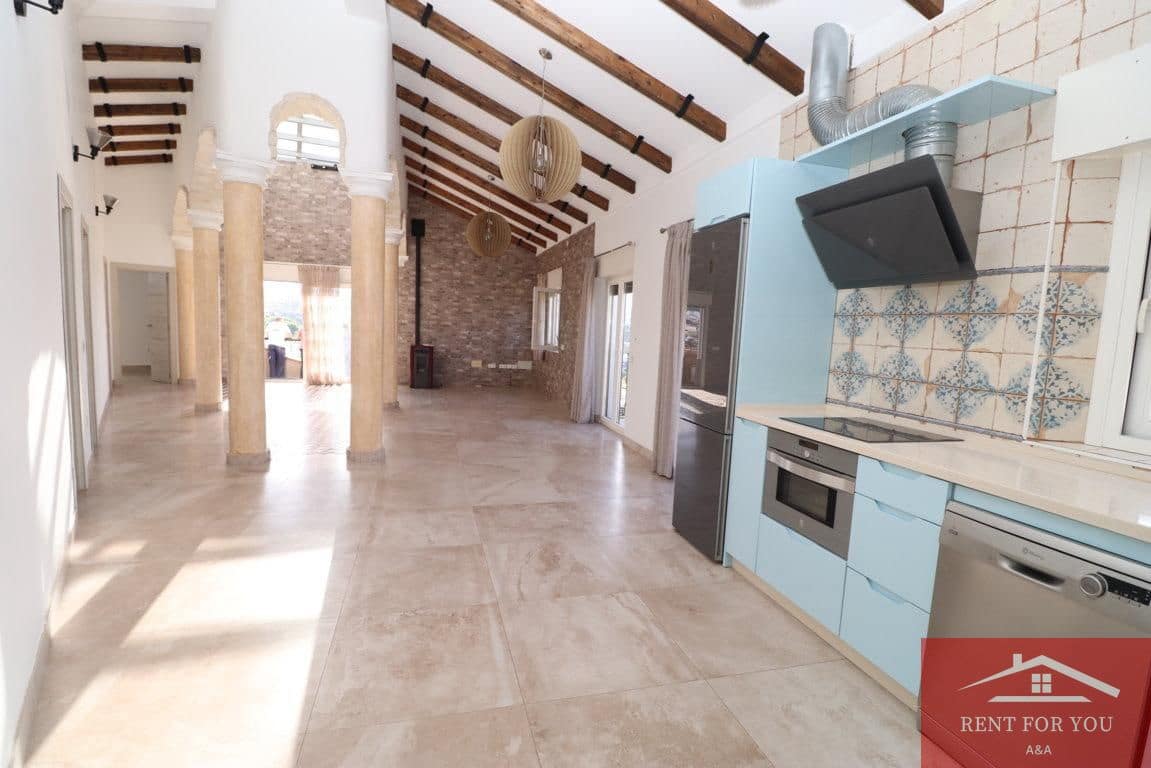 3 slaapkamer Villa te huur in Coin met zwembad garage - € 1.800 (Ref: 9816816)