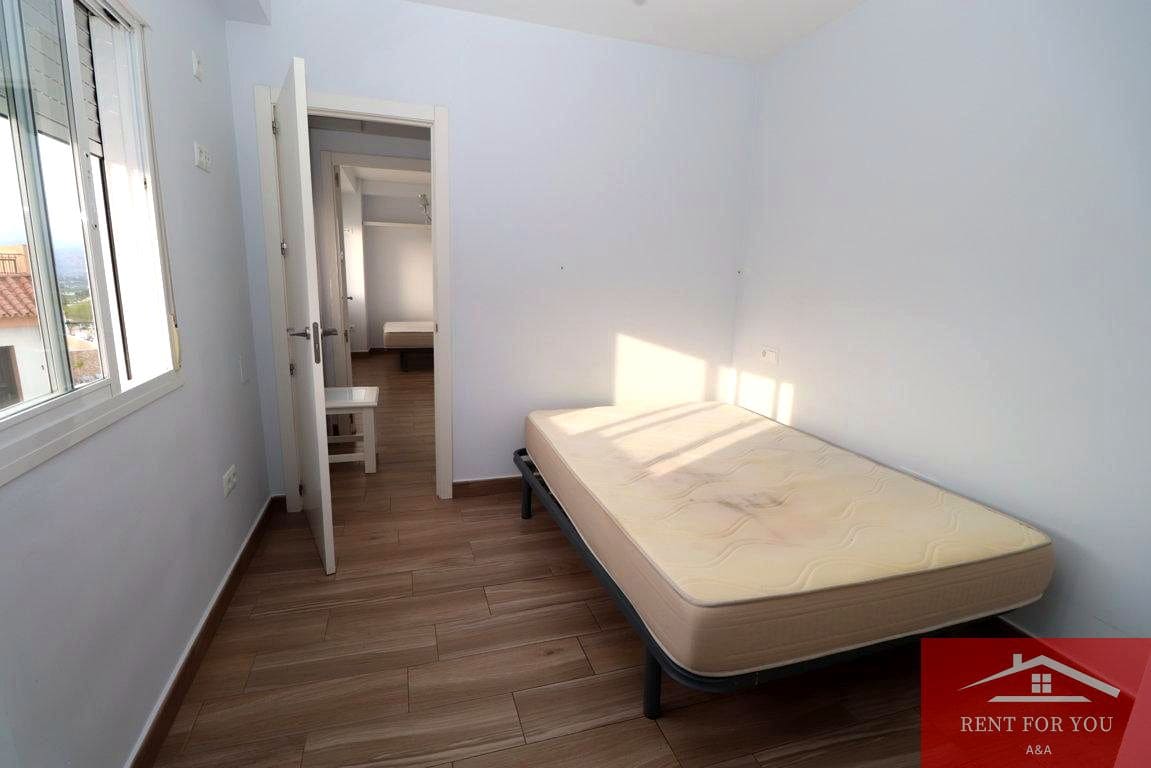 3 soveværelse Lejlighed til leje i Alhaurin el Grande - € 900 (Ref: 9824580)