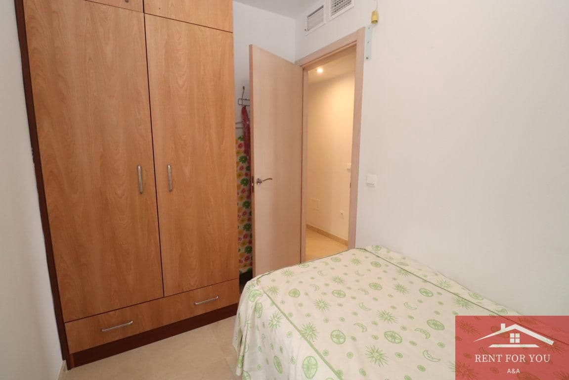 3 bedroom Flat for sale in Guaro with garage - € 165,000 (Ref: 9831996)
