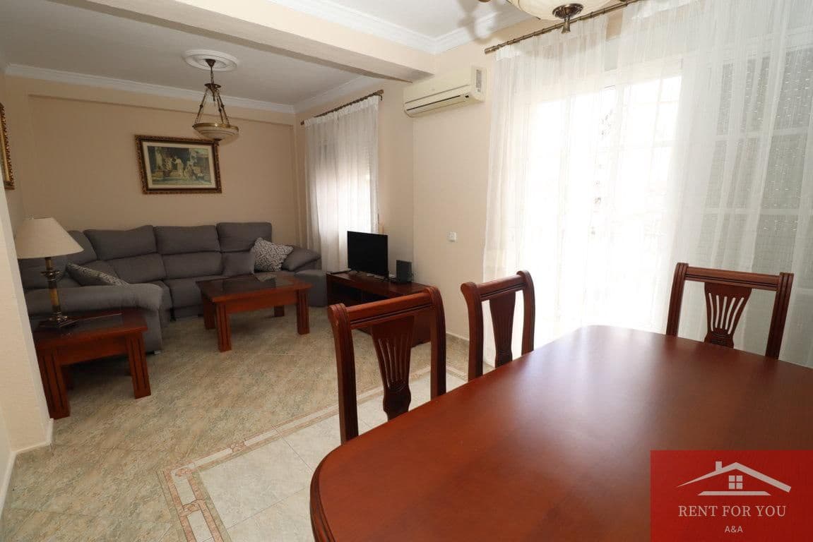 3 bedroom Flat for rent in Alhaurin el Grande - € 950 (Ref: 9834566)
