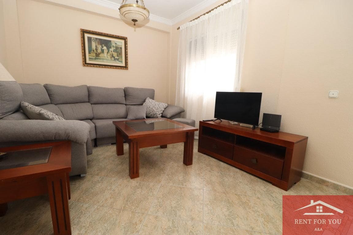 3 bedroom Flat for rent in Alhaurin el Grande - € 950 (Ref: 9834566)