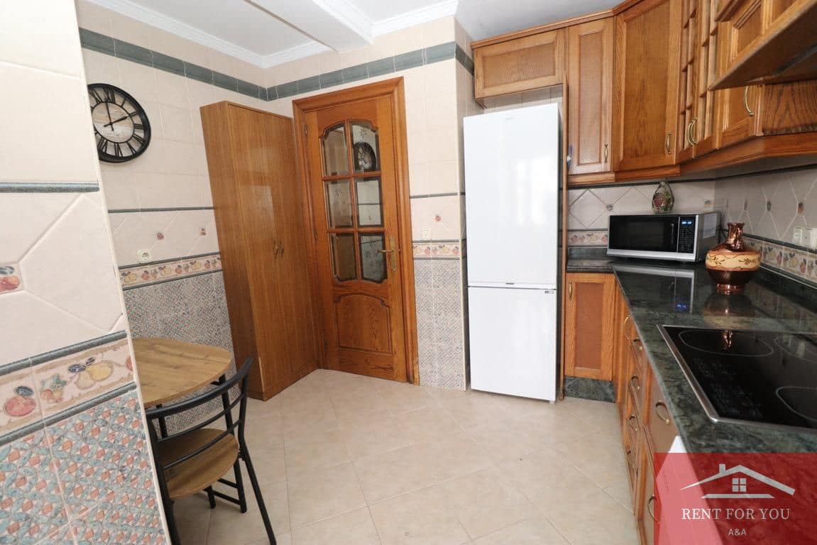 3 bedroom Flat for rent in Alhaurin el Grande - € 950 (Ref: 9834566)