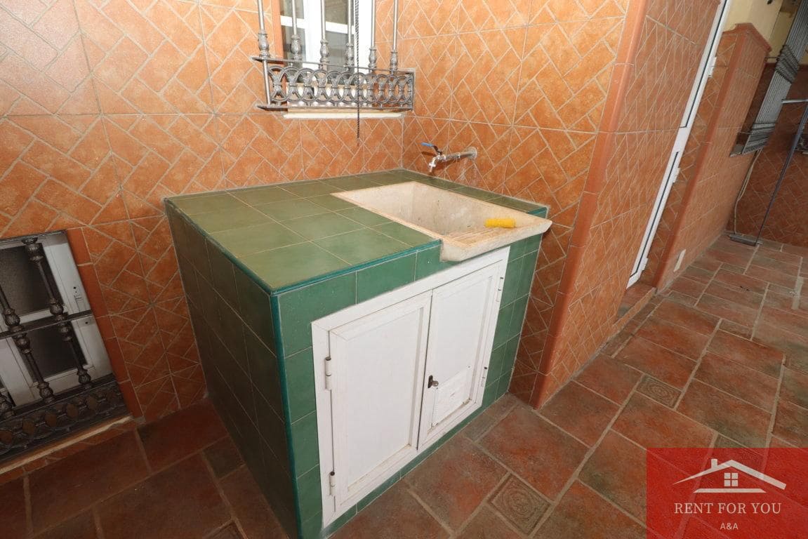 3 bedroom Flat for rent in Alhaurin el Grande - € 950 (Ref: 9834566)