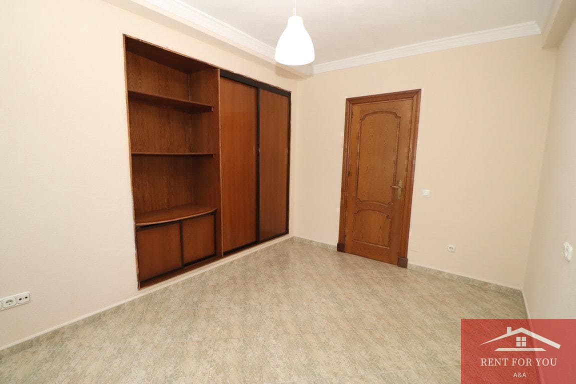 3 bedroom Flat for rent in Alhaurin el Grande - € 950 (Ref: 9834566)
