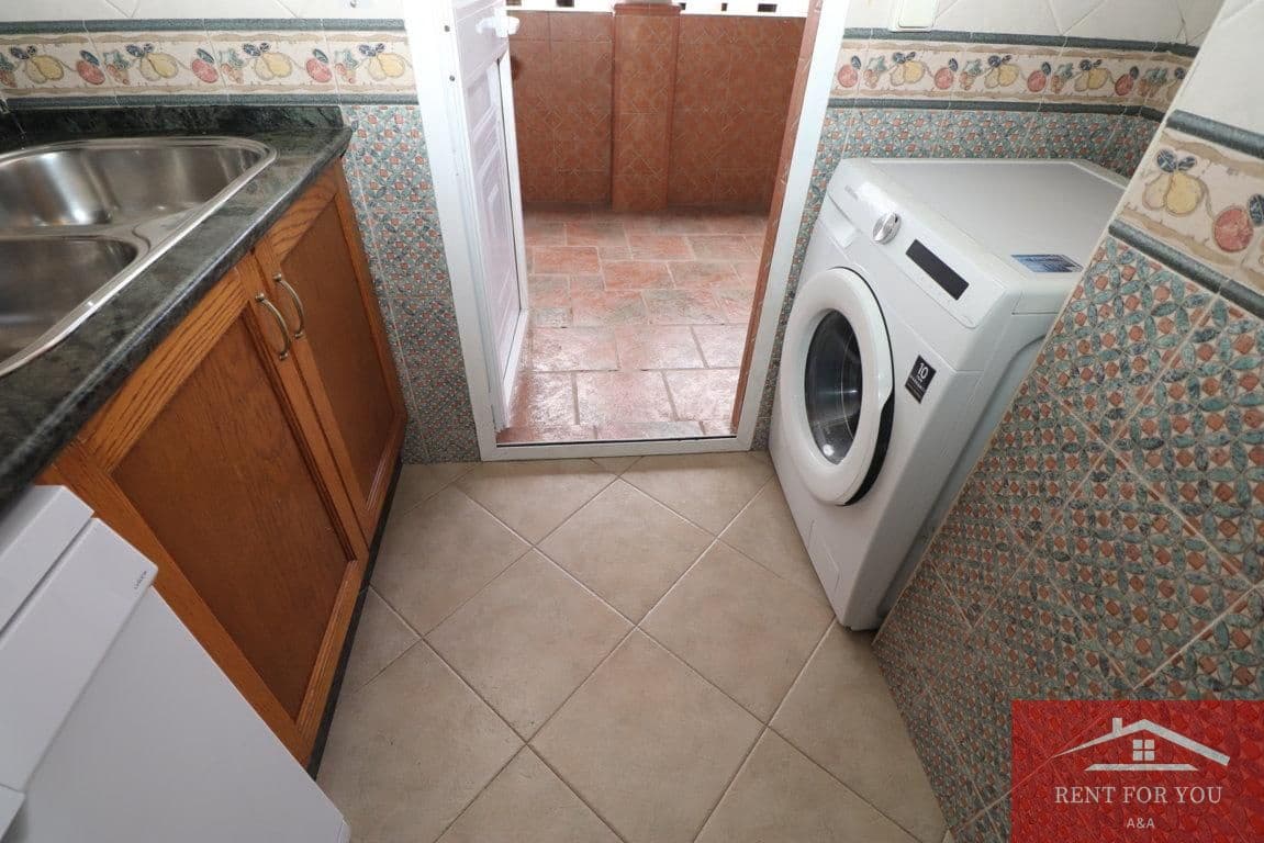3 bedroom Flat for rent in Alhaurin el Grande - € 950 (Ref: 9834566)