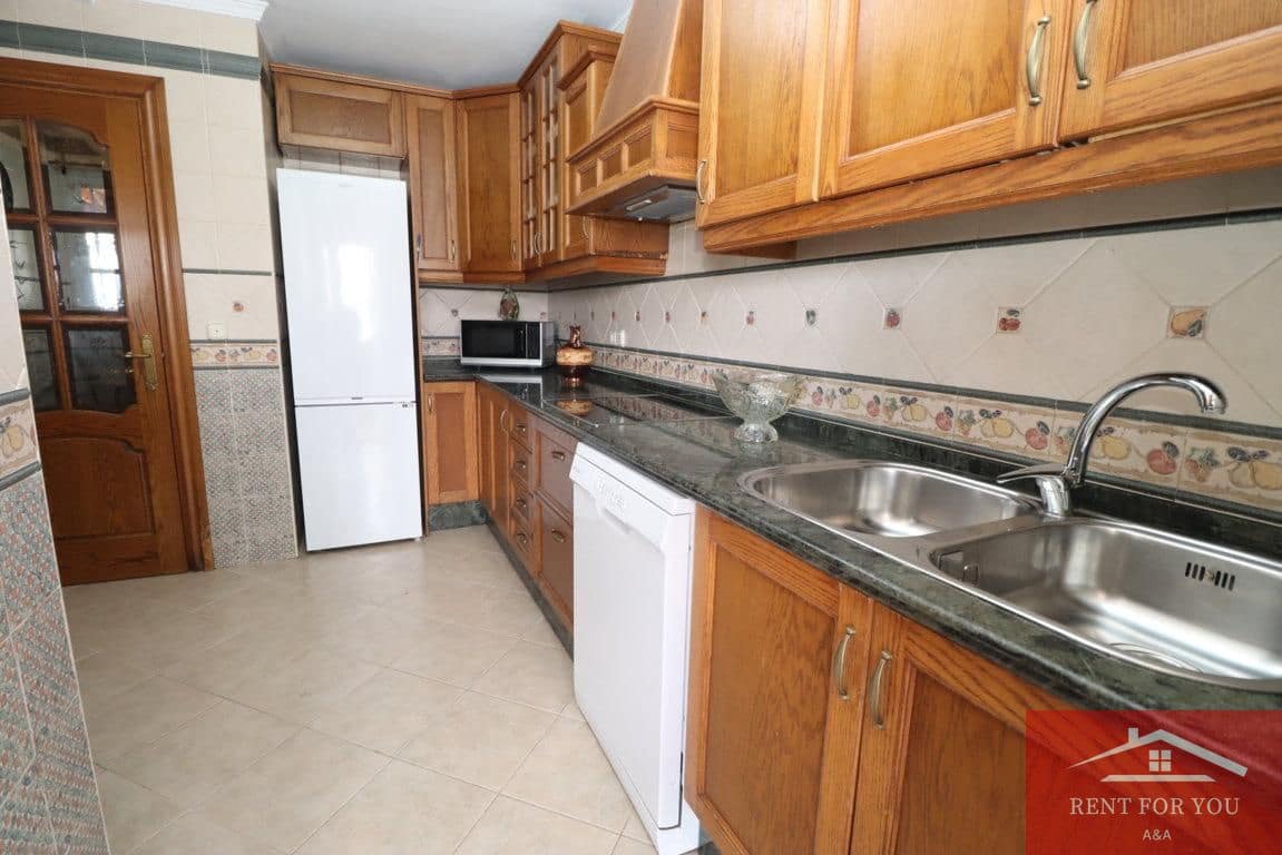 3 bedroom Flat for rent in Alhaurin el Grande - € 950 (Ref: 9834566)