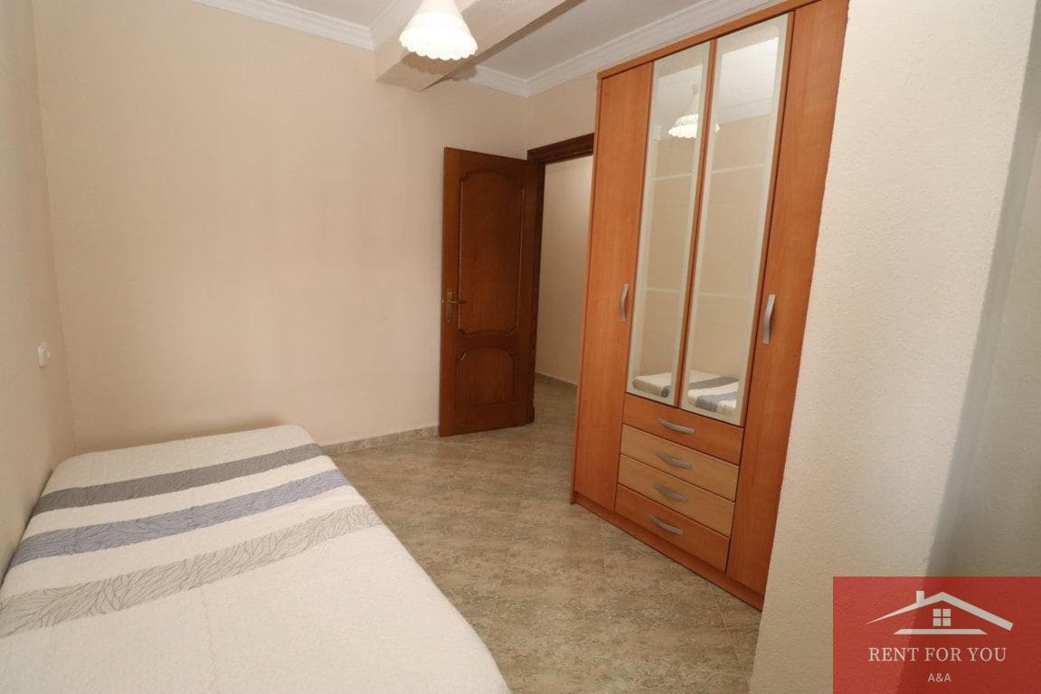 3 bedroom Flat for rent in Alhaurin el Grande - € 950 (Ref: 9834566)