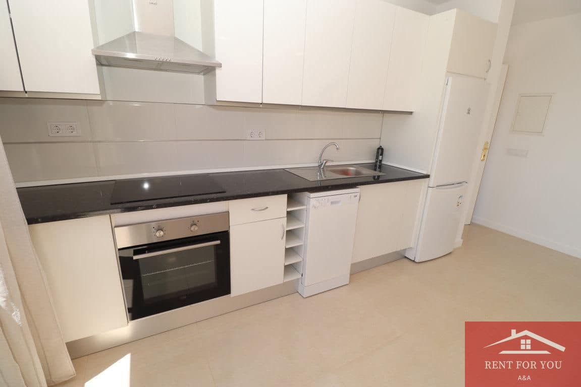 2 makuuhuone Huvila vuokrattavana paikassa Alhaurin el Grande mukana uima-altaan 
autotalli - 1 300 € (Ref: 9839844)