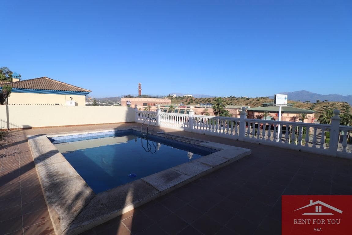 3 slaapkamer Villa te huur in Coin met zwembad garage - € 1.800 (Ref: 9840672)