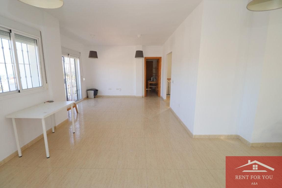 3 slaapkamer Villa te huur in Coin met zwembad garage - € 1.800 (Ref: 9840672)