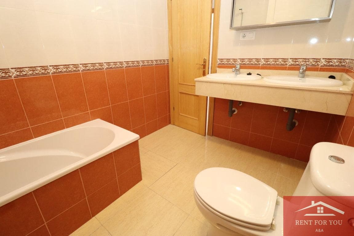 3 slaapkamer Villa te huur in Coin met zwembad garage - € 1.800 (Ref: 9840672)