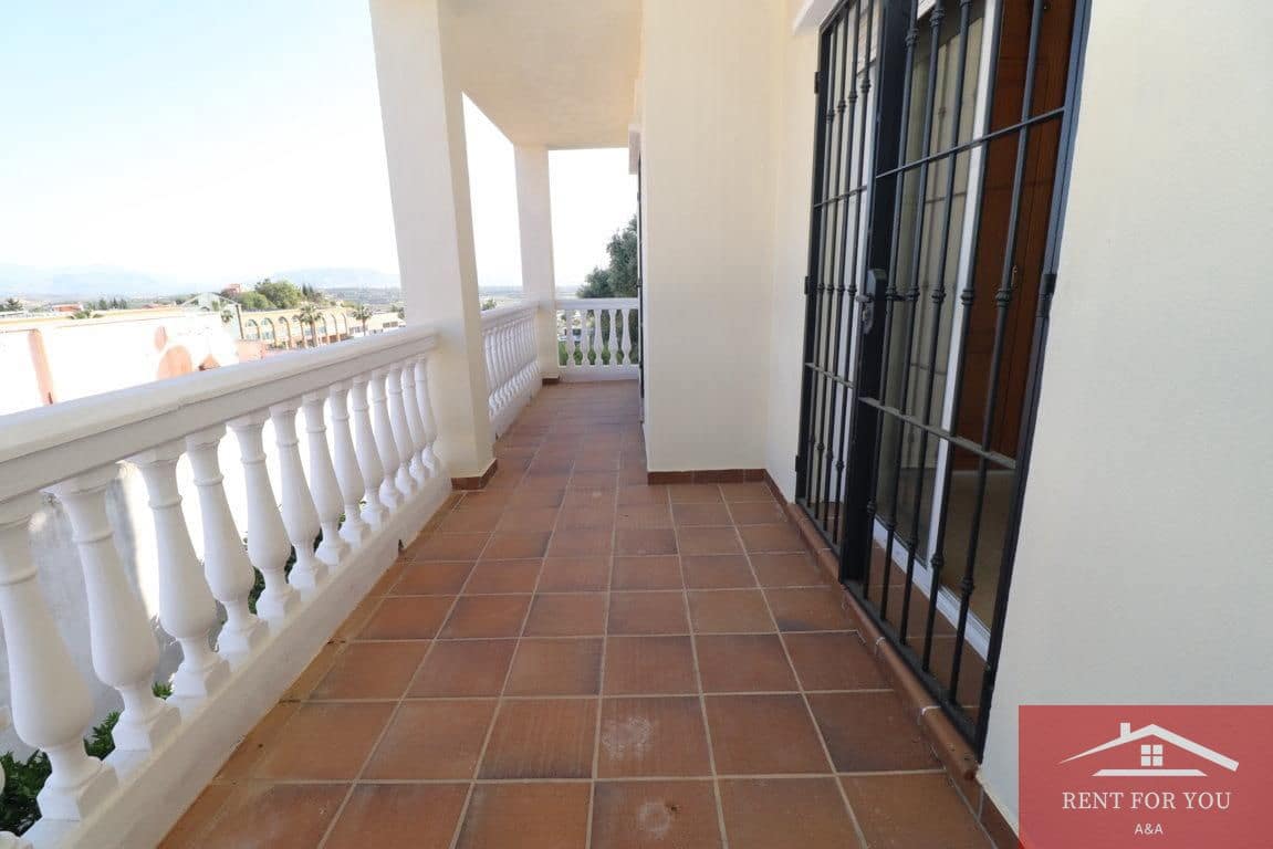 3 slaapkamer Villa te huur in Coin met zwembad garage - € 1.800 (Ref: 9840672)