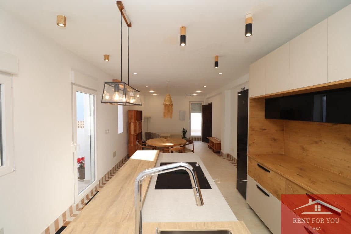 2 bedroom Flat for rent in Alhaurin el Grande - € 1,100 (Ref: 9841585)