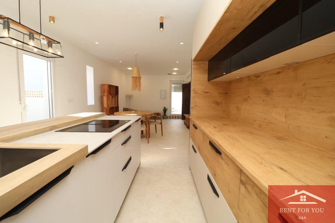 2 bedroom Flat for rent in Alhaurin el Grande - € 1,100 (Ref: 9841585)