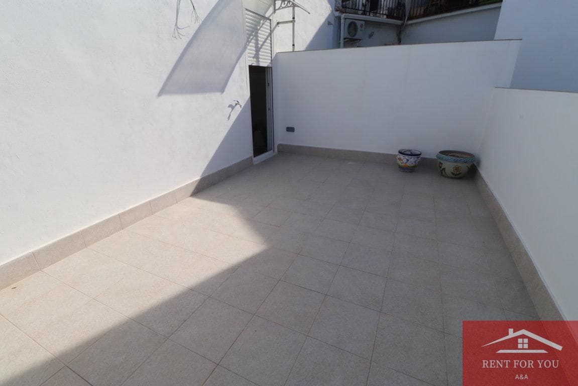 2 bedroom Flat for rent in Alhaurin el Grande - € 1,100 (Ref: 9841585)