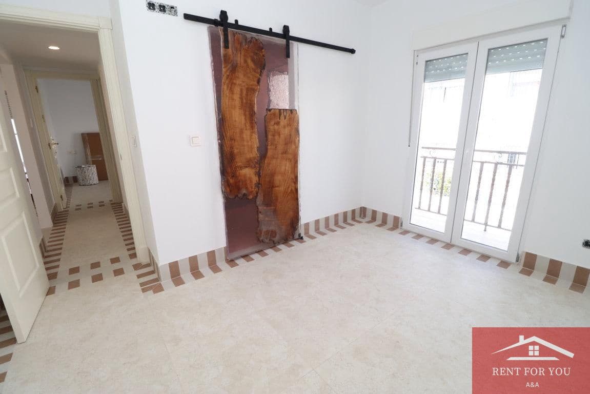 2 bedroom Flat for rent in Alhaurin el Grande - € 1,100 (Ref: 9841585)