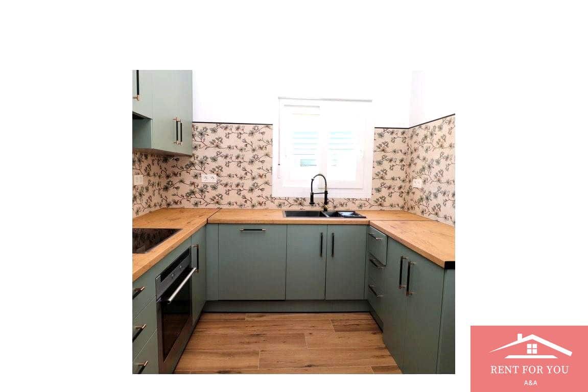 2 soverom Leilighet til leie i Coin - € 950 (Ref: 9850591)