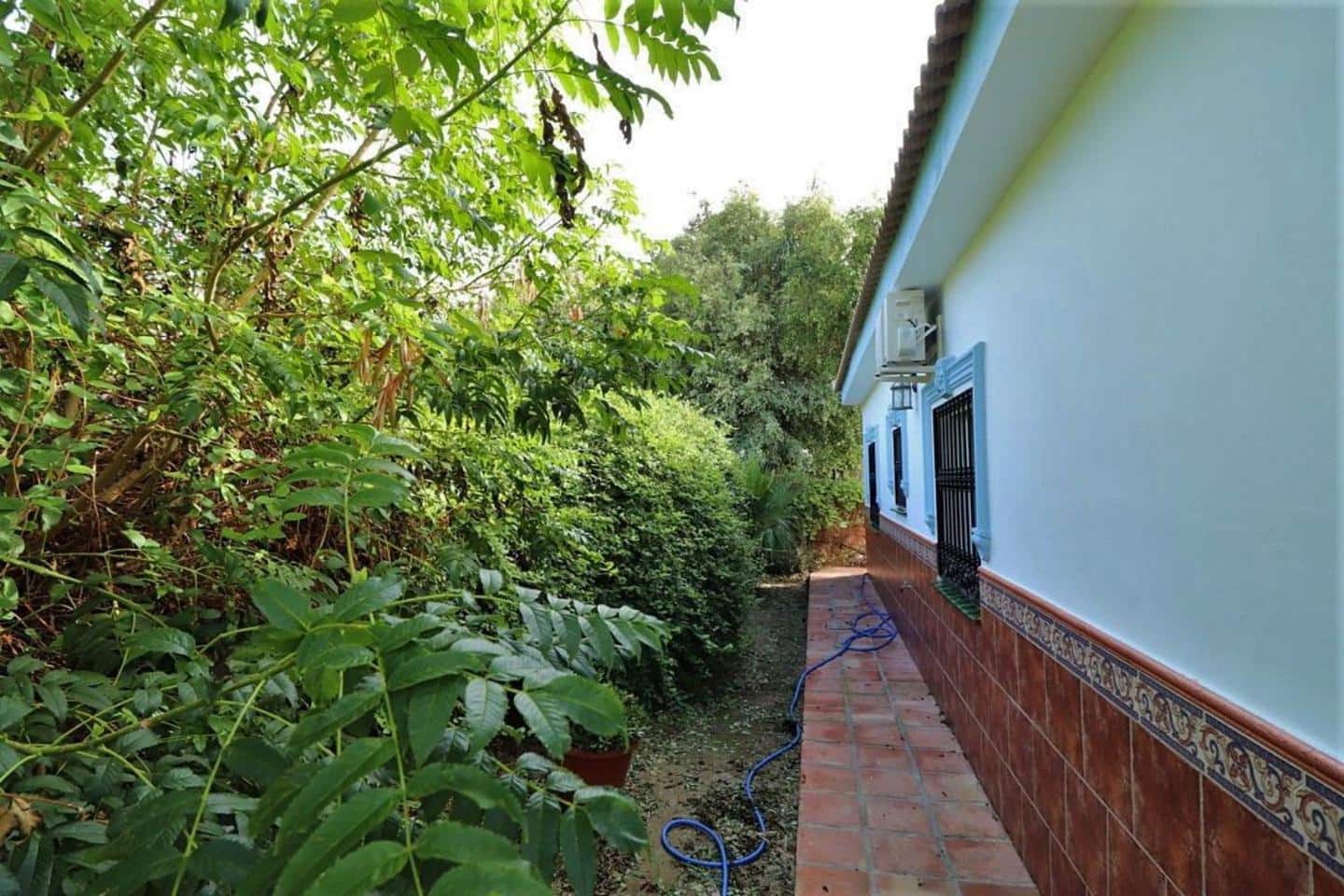 3 soverom Villa til leie i Alhaurin de la Torre med svømmebasseng garasje - € 1 375 (Ref: 9858875)