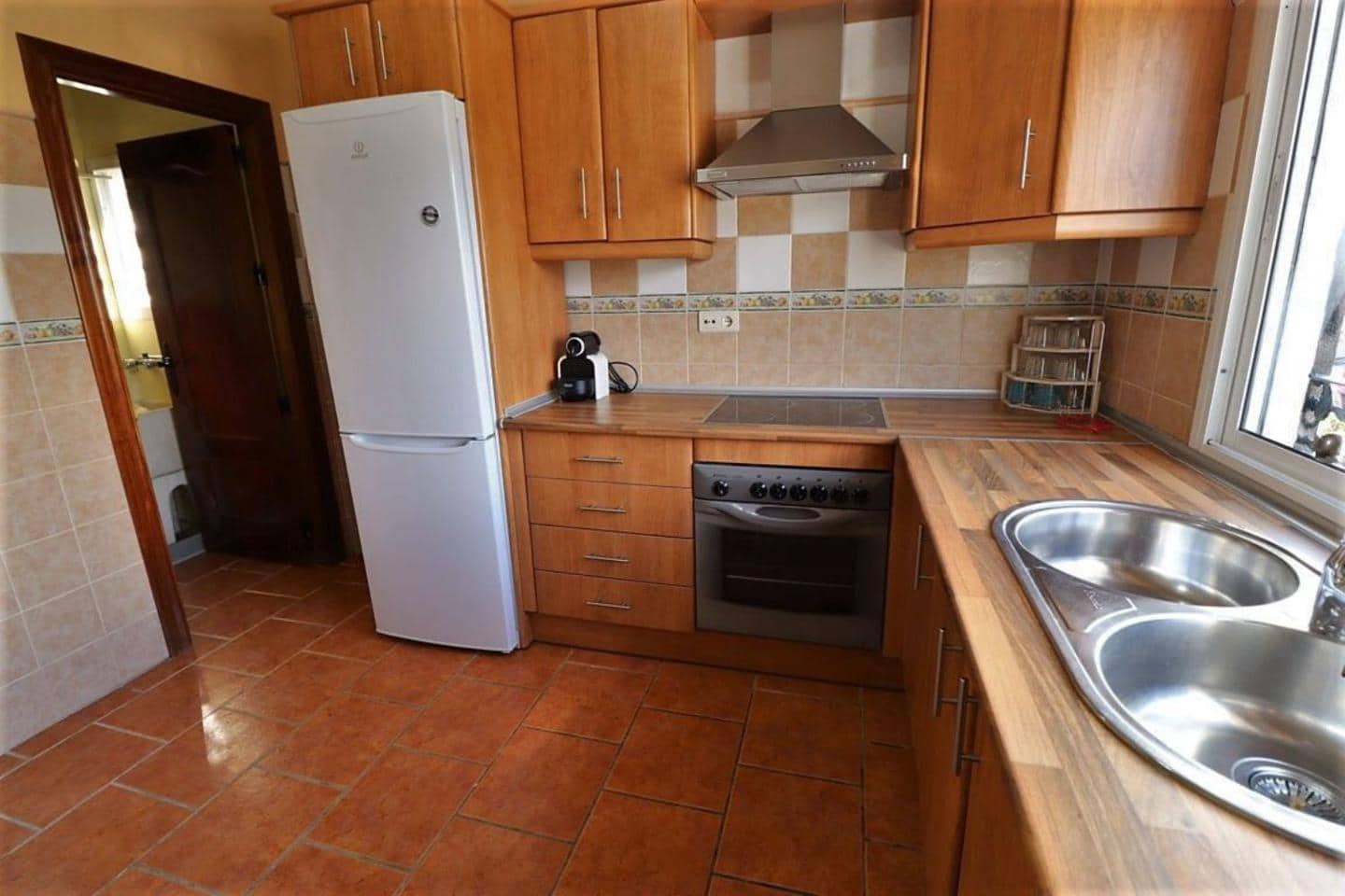 3 soverom Villa til leie i Alhaurin de la Torre med svømmebasseng garasje - € 1 375 (Ref: 9858875)