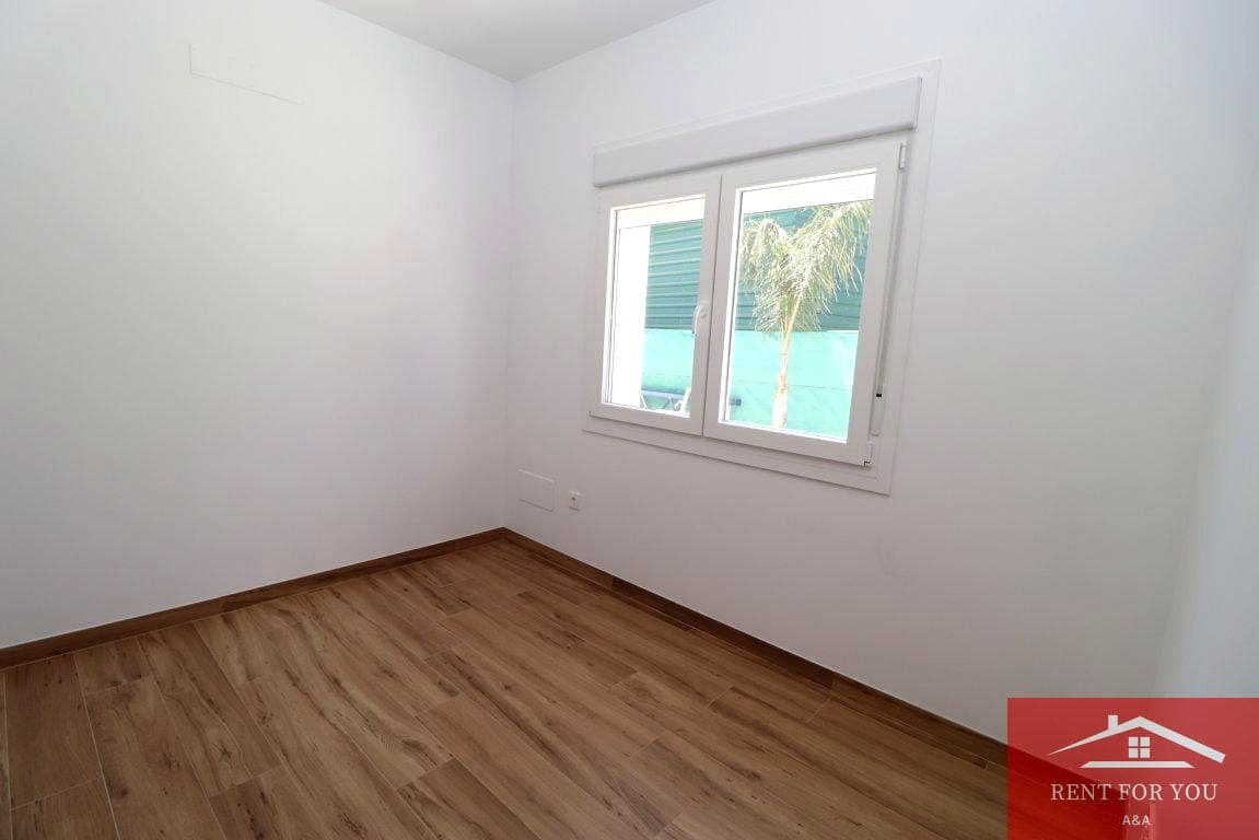Chalet de 2 habitaciones en Coín en alquiler con garaje - 950 € (Ref: 9874012)
