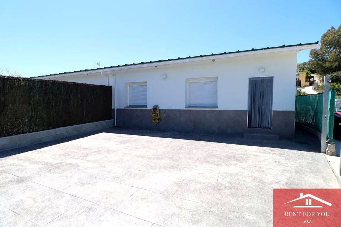 Chalet de 2 habitaciones en Coín en alquiler con garaje - 950 € (Ref: 9874012)