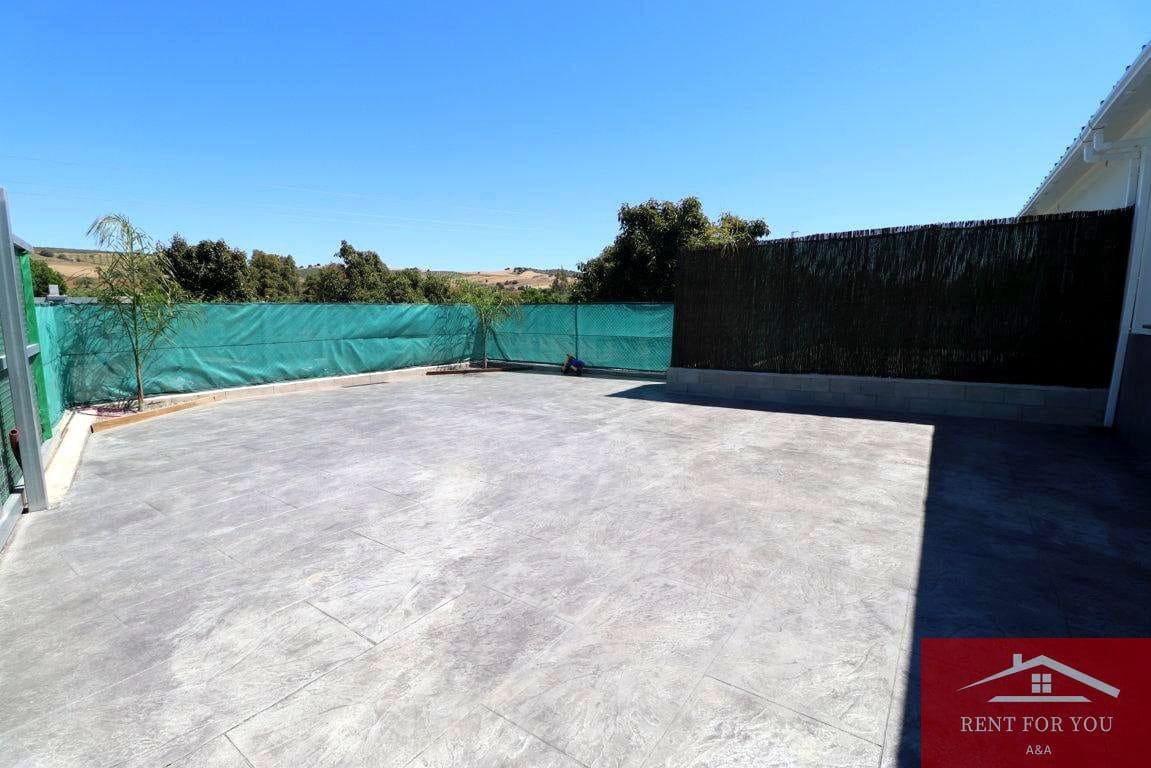 Chalet de 2 habitaciones en Coín en alquiler con garaje - 950 € (Ref: 9874012)