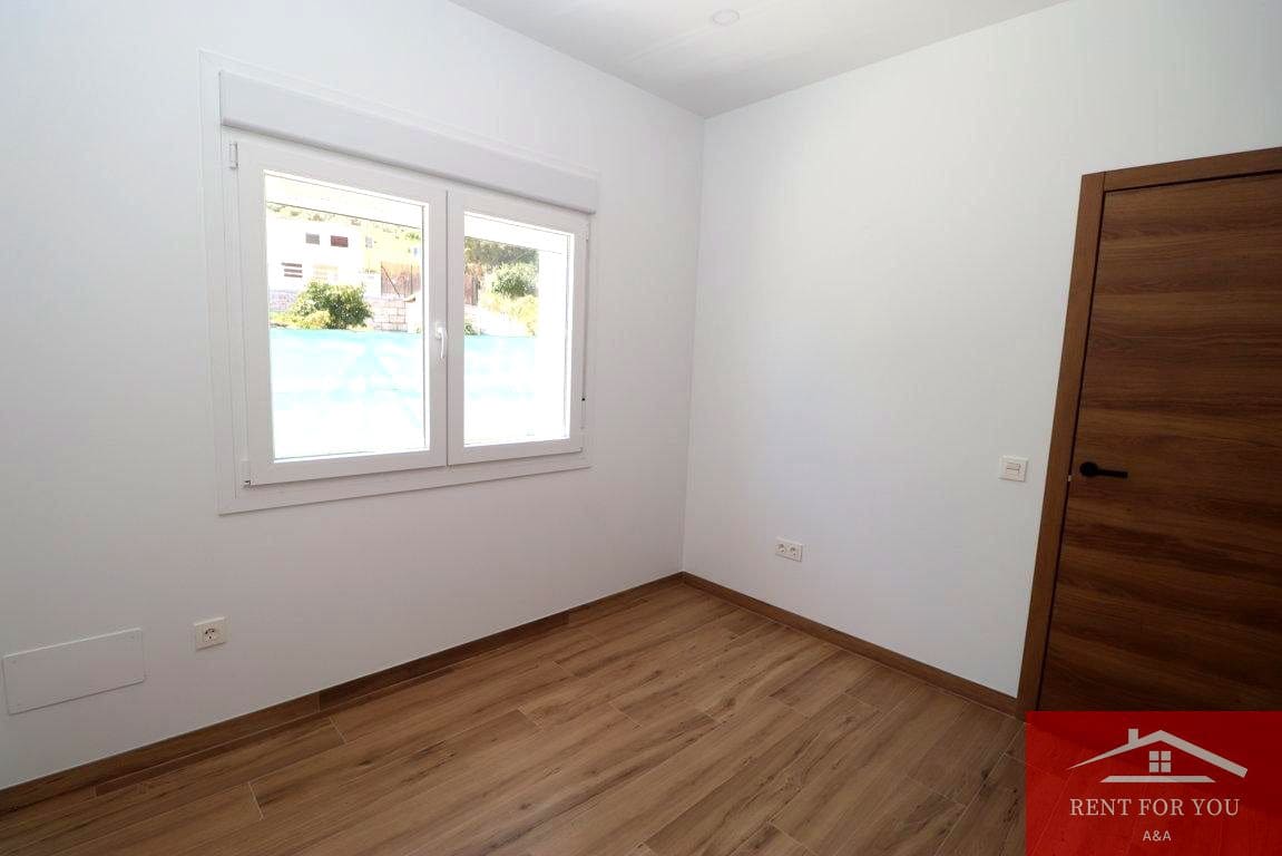 Chalet de 2 habitaciones en Coín en alquiler con garaje - 950 € (Ref: 9874012)