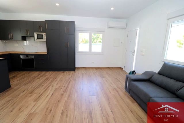 2 slaapkamer Villa te huur in Coín met garage - € 950 (Ref: 9874012)