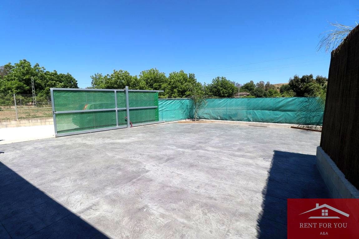 Chalet de 2 habitaciones en Coín en alquiler con garaje - 950 € (Ref: 9874012)