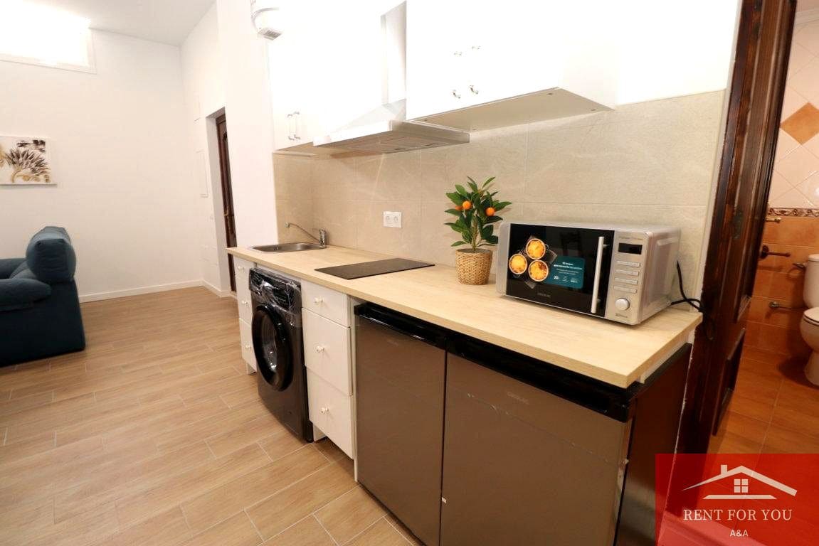 1 soverom Leilighet til leie i Alhaurin el Grande - € 800 (Ref: 9885170)