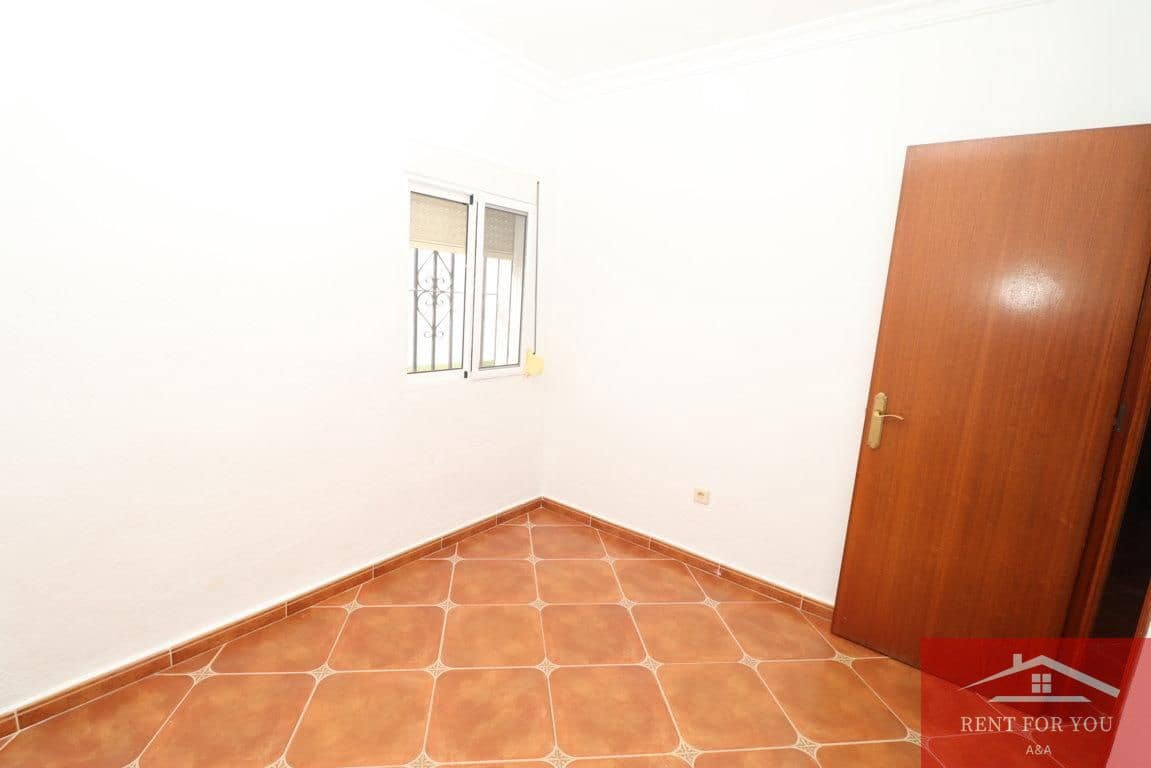 3 Zimmer Villa zu vermieten in Villafranca del Guadalhorce - 1.000 € (Ref: 9893146)