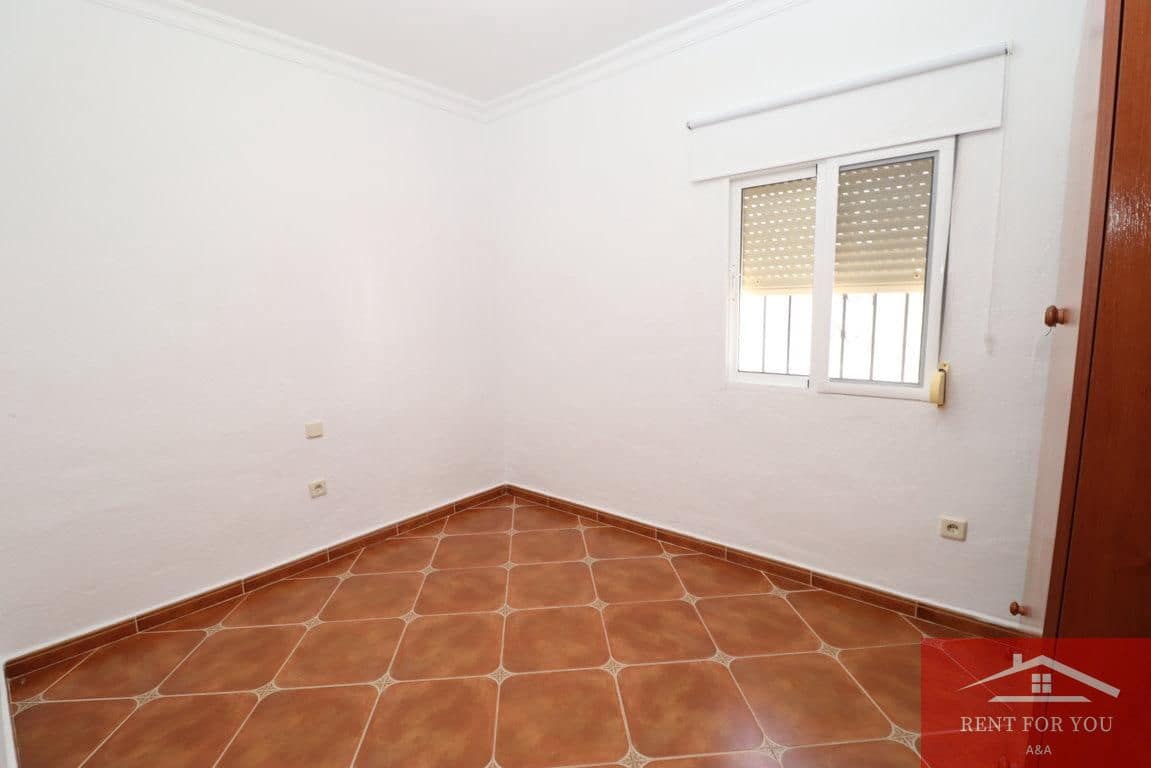 3 Zimmer Villa zu vermieten in Villafranca del Guadalhorce - 1.000 € (Ref: 9893146)