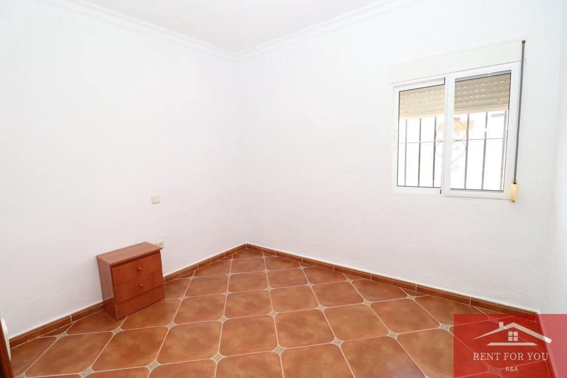 3 Zimmer Villa zu vermieten in Villafranca del Guadalhorce - 1.000 € (Ref: 9893146)